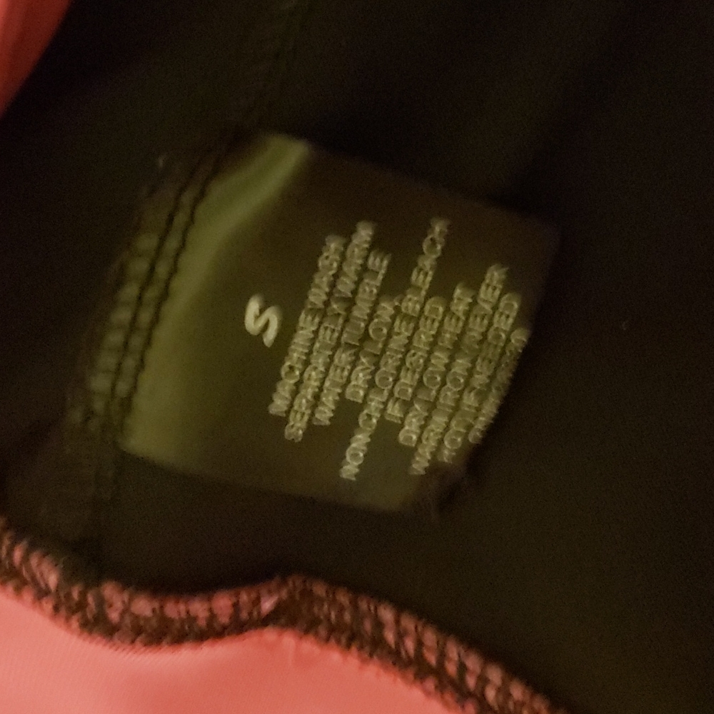 Workout Capri - Picture 3 of 4